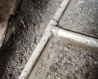 泸水漏水维修电话